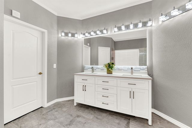 2712 WICKHAM Court, Plano, TX 75093