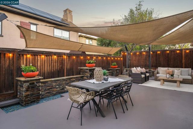 836 Griffon Court, Danville, CA 94506