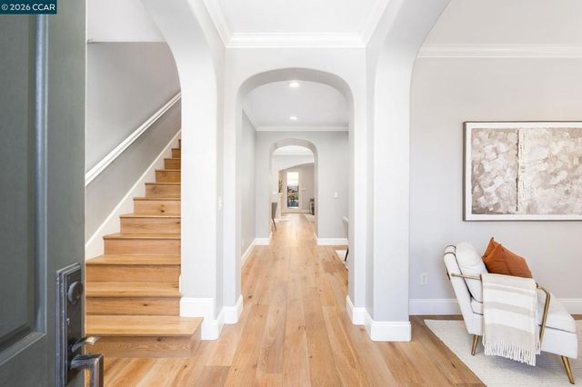 836 Griffon Court, Danville, CA 94506