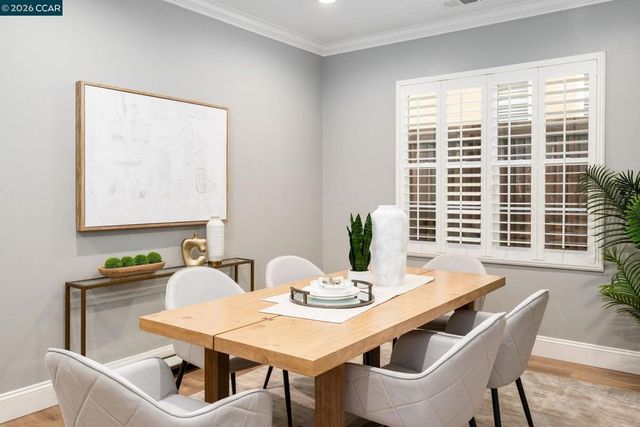 836 Griffon Court, Danville, CA 94506