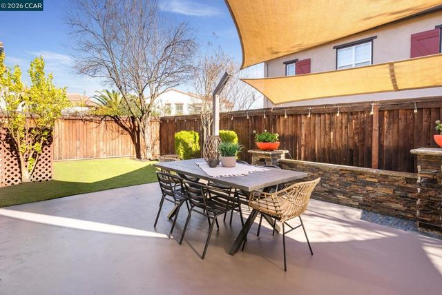 836 Griffon Court, Danville, CA 94506