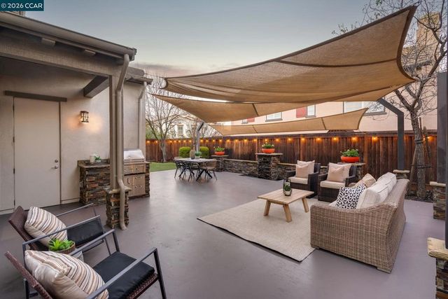 836 Griffon Court, Danville, CA 94506