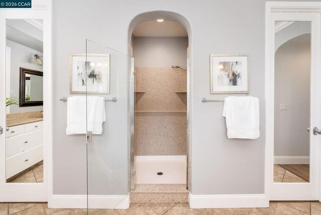 836 Griffon Court, Danville, CA 94506