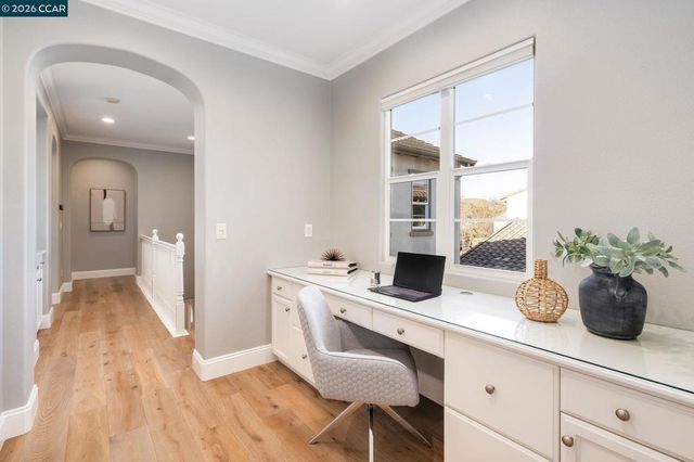 836 Griffon Court, Danville, CA 94506