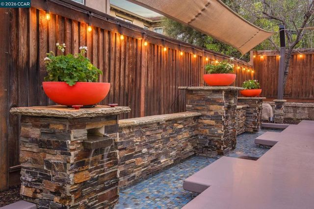 836 Griffon Court, Danville, CA 94506