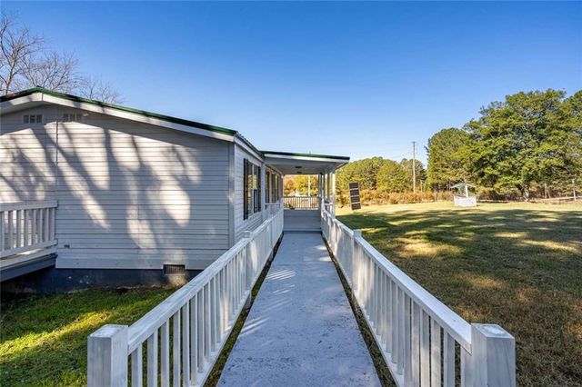 1694 Hannah Road, Villa Rica, GA 30180