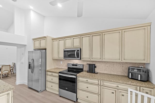 5097 Windsor Parke Drive, Boca Raton, FL 33496