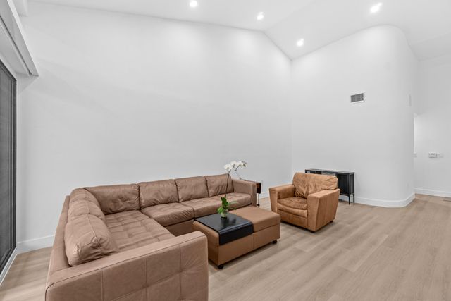 5097 Windsor Parke Drive, Boca Raton, FL 33496