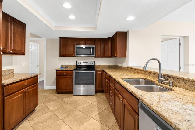 11422 FOX RUN, Port Richey, FL 34668