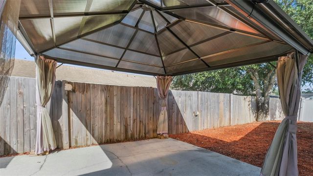 11422 FOX RUN, Port Richey, FL 34668