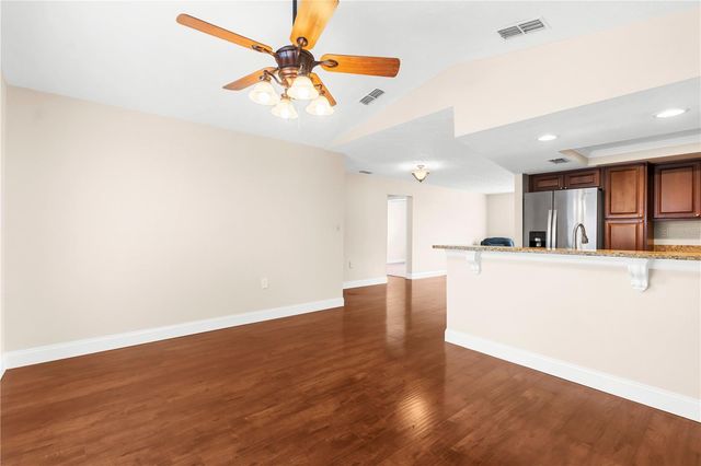 11422 FOX RUN, Port Richey, FL 34668