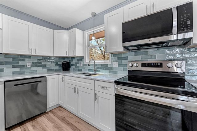6 Ipswich Drive, Bella Vista, AR 72714