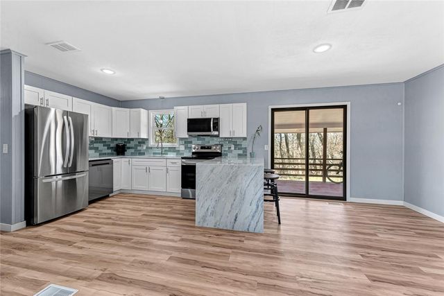 6 Ipswich Drive, Bella Vista, AR 72714