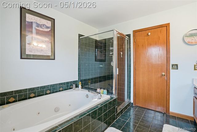 14428 Glen Eagle Court, Shelby Twp, MI 48315