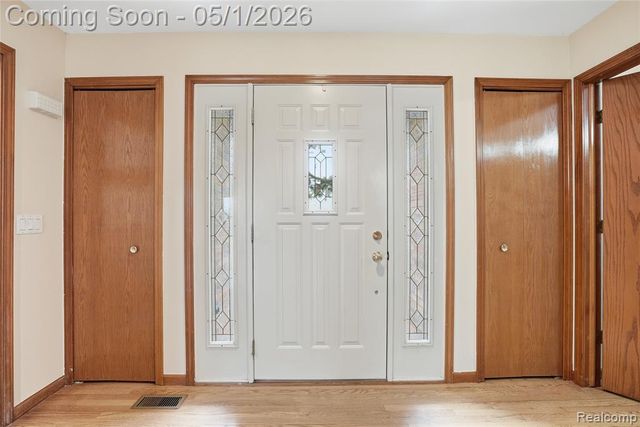 14428 Glen Eagle Court, Shelby Twp, MI 48315