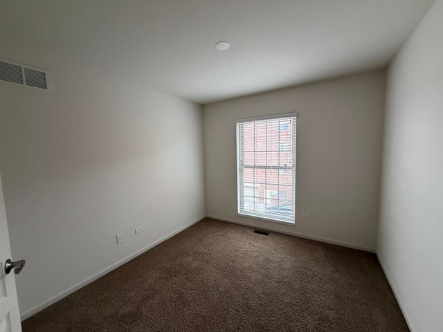 118 N Prospect Street, Roselle, IL 60172