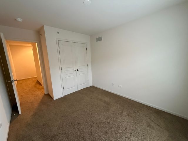 118 N Prospect Street, Roselle, IL 60172
