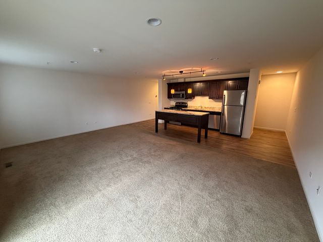 118 N Prospect Street, Roselle, IL 60172
