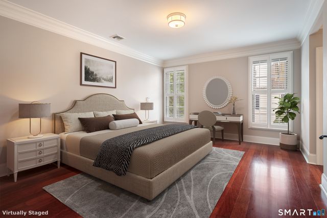 28 East Maple Street 28, New Canaan, CT 06840