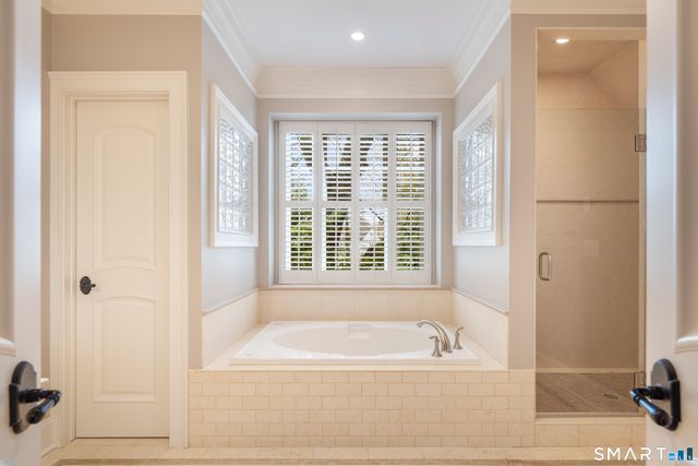 28 East Maple Street 28, New Canaan, CT 06840