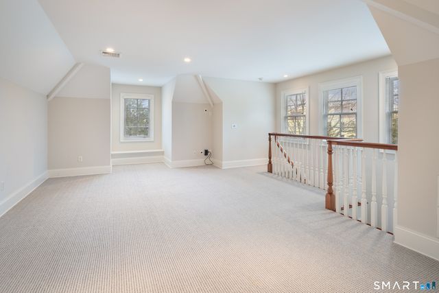 28 East Maple Street 28, New Canaan, CT 06840