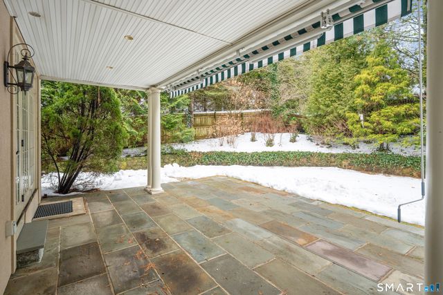 28 East Maple Street 28, New Canaan, CT 06840