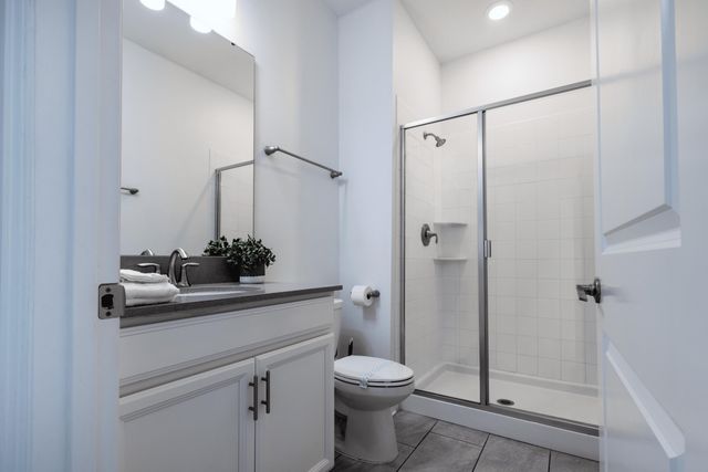 650 Pebble Beach Drive, Davenport, FL 33896