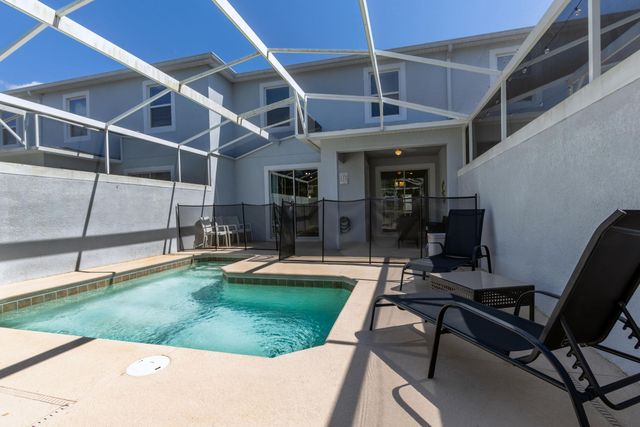 650 Pebble Beach Drive, Davenport, FL 33896