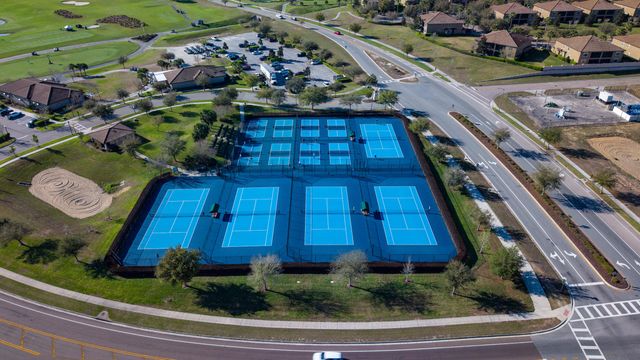 650 Pebble Beach Drive, Davenport, FL 33896