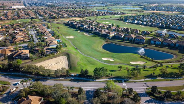 650 Pebble Beach Drive, Davenport, FL 33896