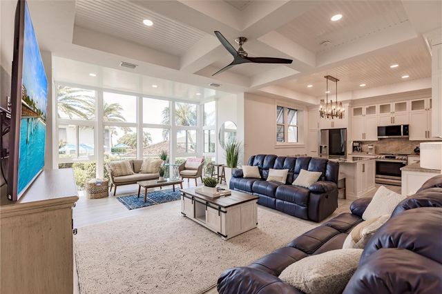 6042 W PEPPERTREE WAY 224B, Sarasota, FL 34242