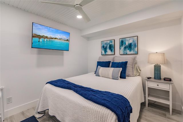 6042 W PEPPERTREE WAY 224B, Sarasota, FL 34242