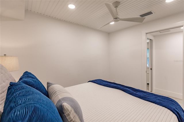 6042 W PEPPERTREE WAY 224B, Sarasota, FL 34242