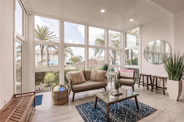 6042 W PEPPERTREE WAY 224B, Sarasota, FL 34242