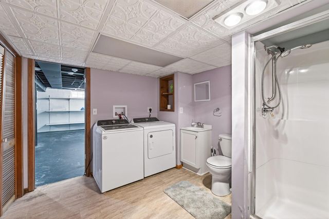 930 Hawthorne Avenue E, Saint Paul, MN 55106