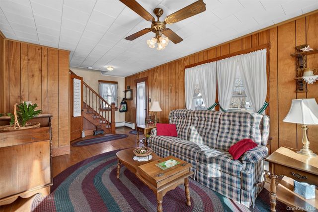 21 Innis Avenue, Newburgh, NY 12550