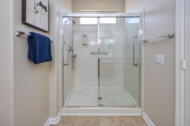 300 Lariat Loop, Lincoln, CA 95648