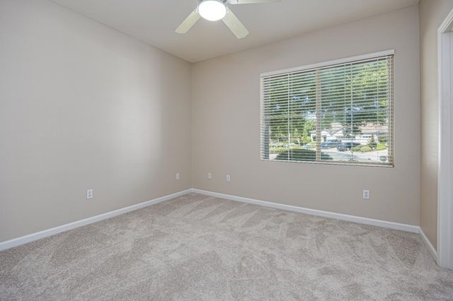 300 Lariat Loop, Lincoln, CA 95648