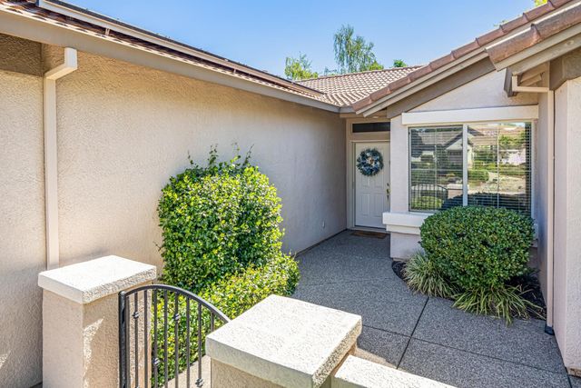 300 Lariat Loop, Lincoln, CA 95648