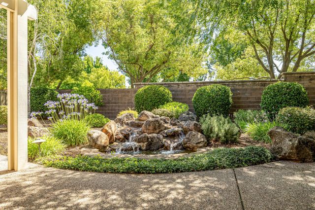 300 Lariat Loop, Lincoln, CA 95648