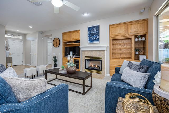 300 Lariat Loop, Lincoln, CA 95648