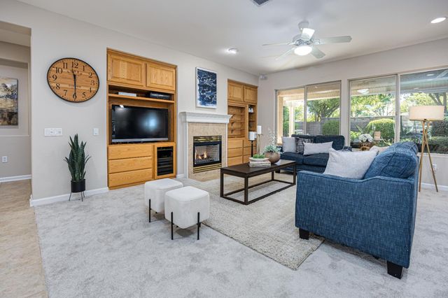 300 Lariat Loop, Lincoln, CA 95648