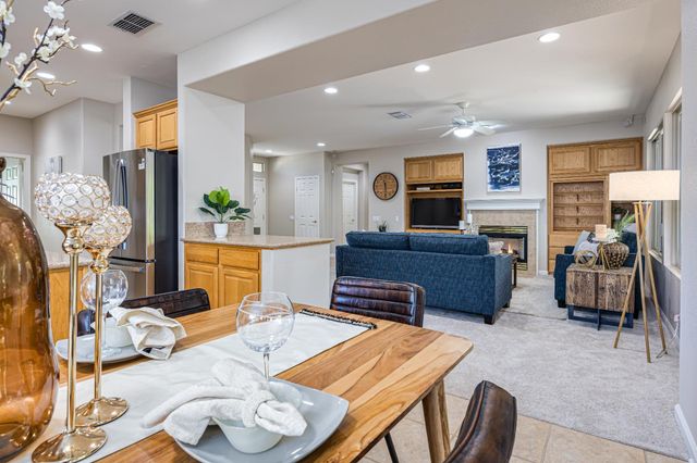 300 Lariat Loop, Lincoln, CA 95648