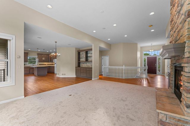 18712 Fontana Street, Columbus, MN 55092