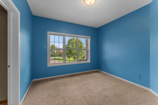18712 Fontana Street, Columbus, MN 55092