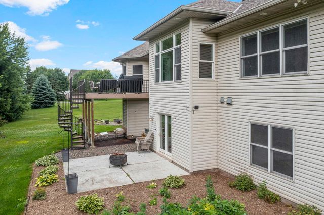 18712 Fontana Street, Columbus, MN 55092