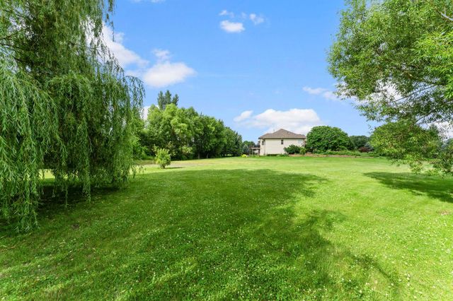 18712 Fontana Street, Columbus, MN 55092