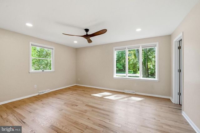 343 TAVISTOCK DR, Medford, NJ 08055