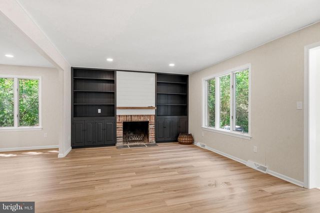 343 TAVISTOCK DR, Medford, NJ 08055