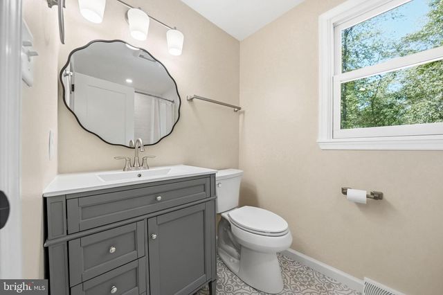 343 TAVISTOCK DR, Medford, NJ 08055